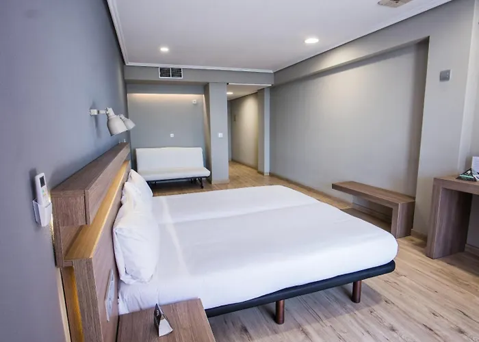 Alda Marina ホテル